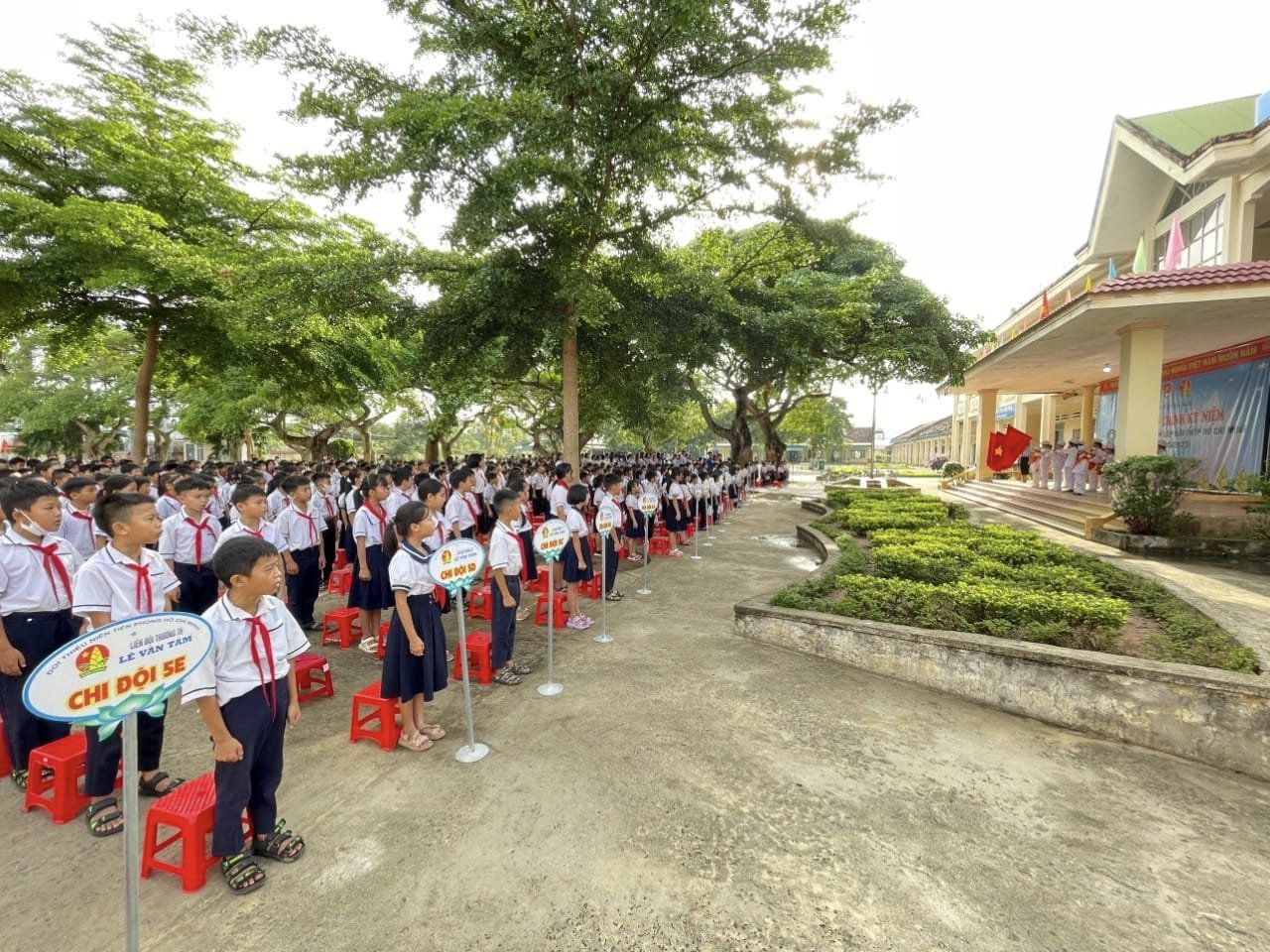 quảng cảnh hđ